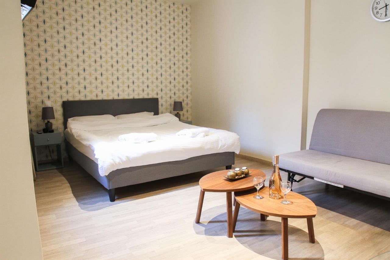 Pallados Suites Athén Kültér fotó