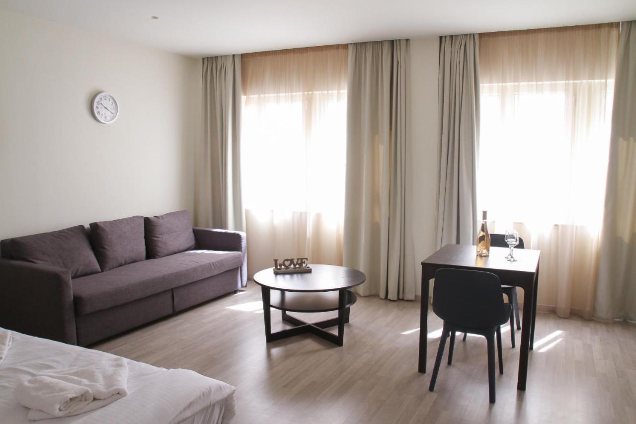 Pallados Suites Athén Kültér fotó