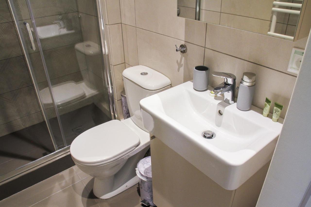 Pallados Suites Athén Kültér fotó