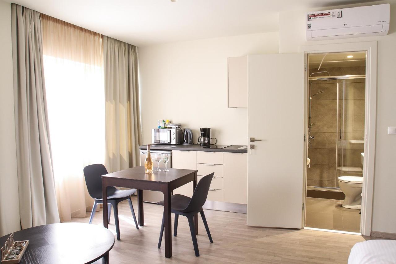 Pallados Suites Athén Kültér fotó