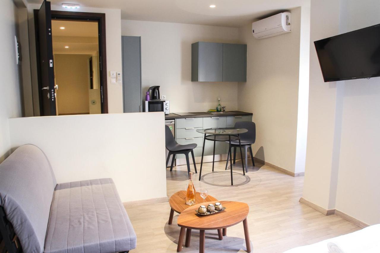 Pallados Suites Athén Kültér fotó